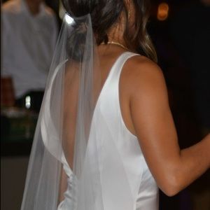 Veil: Illusion Tulle - Waltz Length